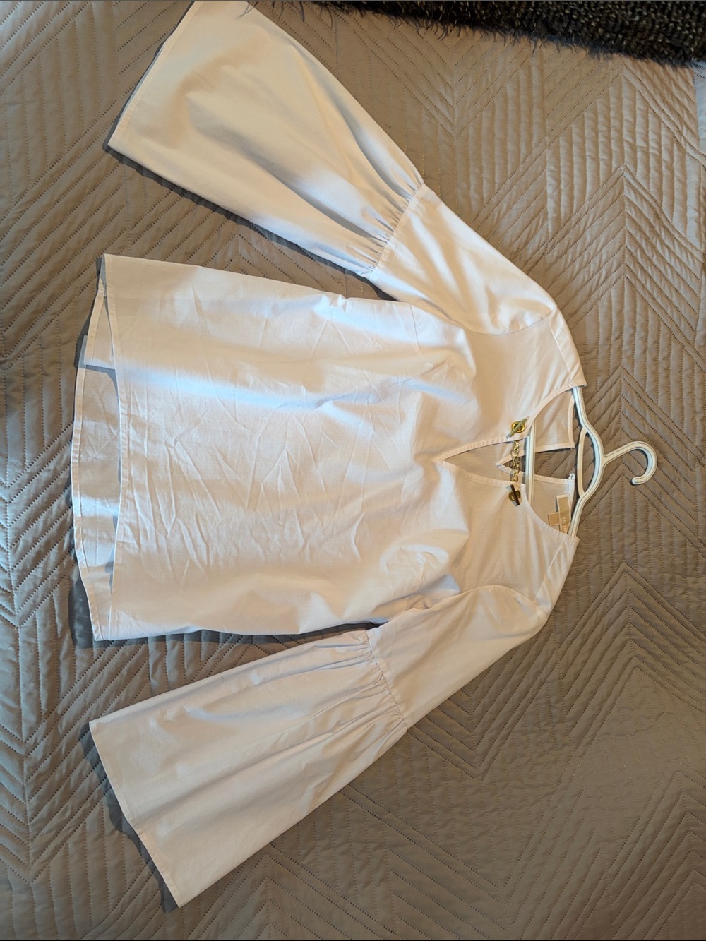 Michael Kors White V-Neck Bell Sleeve Blouse